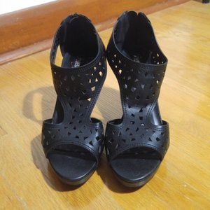 ⚡️SALE⚡️Black Leather Cutout Perforated Platform Heels